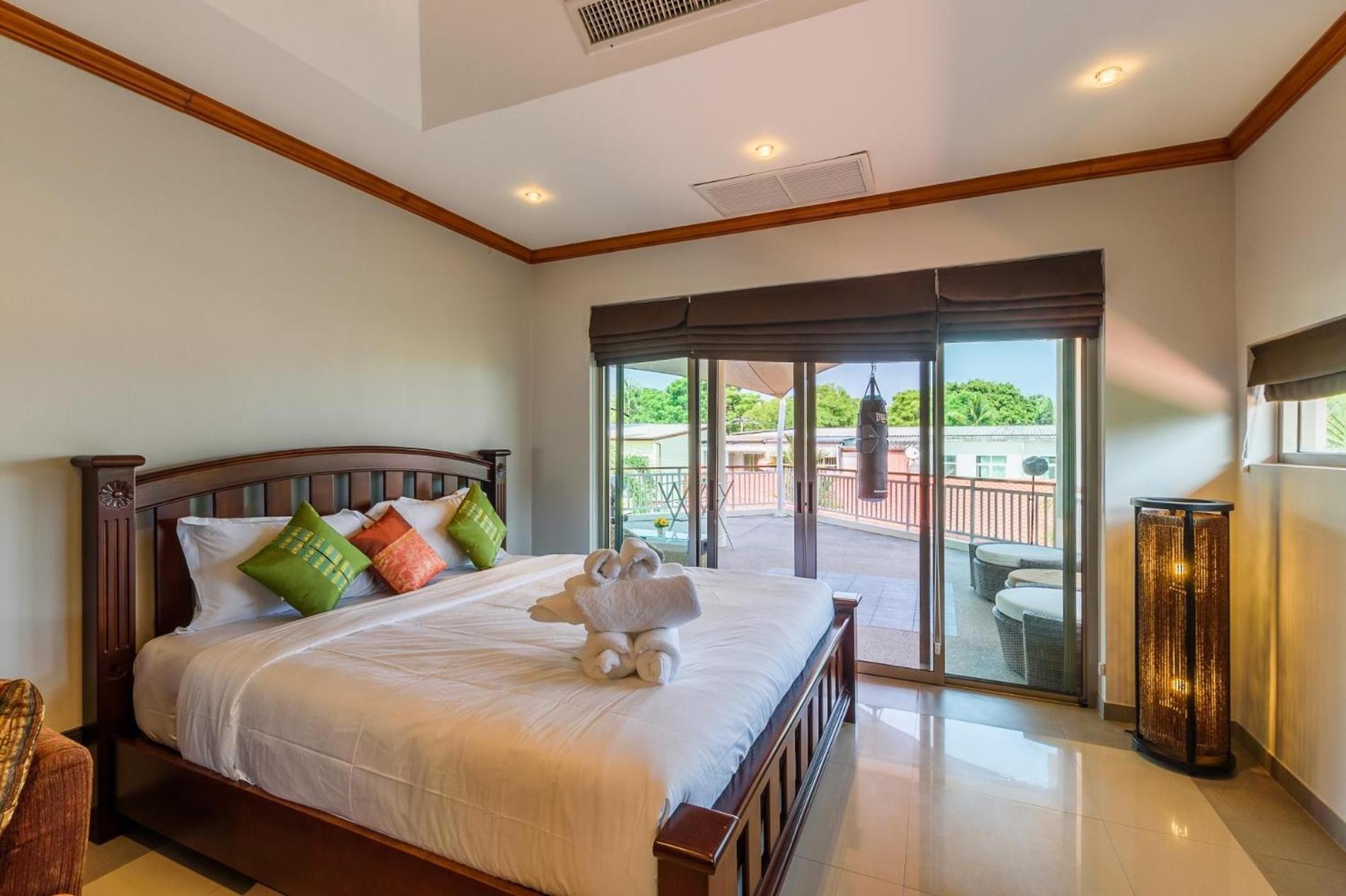 Amber Pool Villa Naiharn Rawai Dış mekan fotoğraf